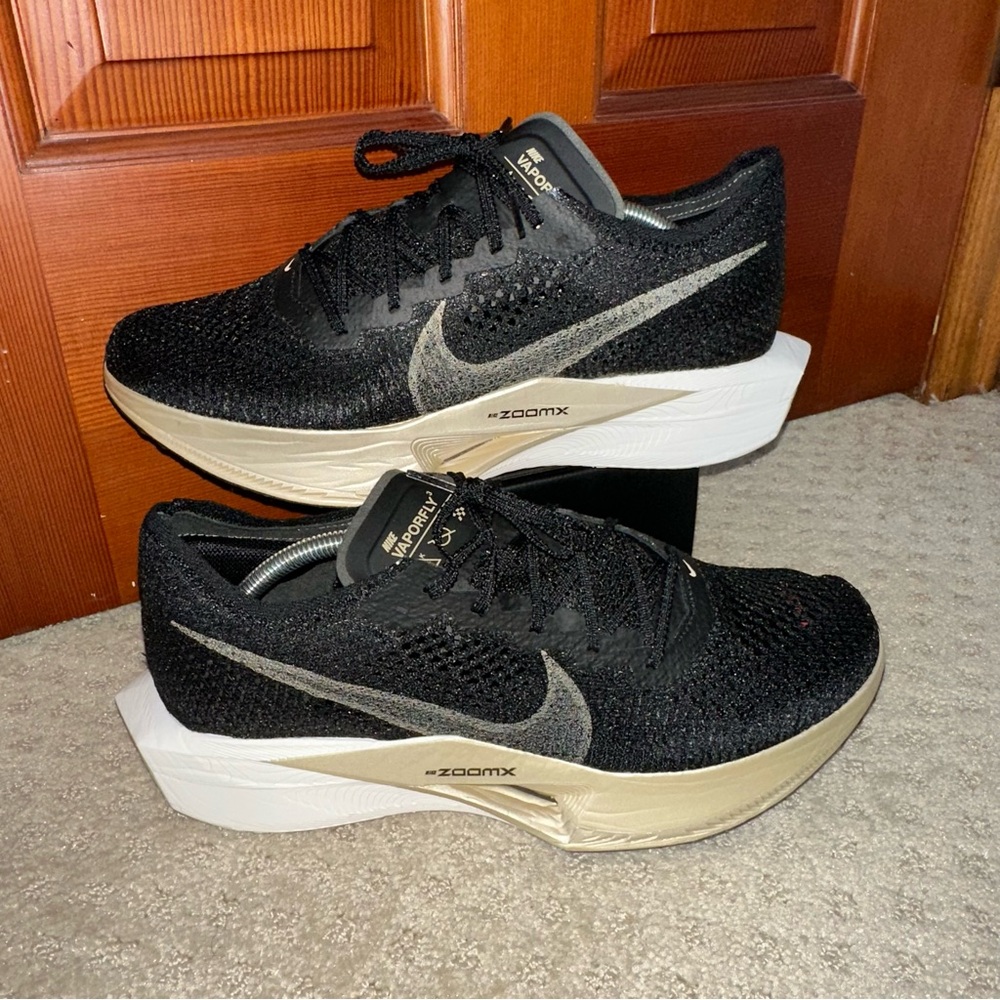 Nike ZoomX VaporFly Next% 3 Black Metallic Gold DV4129-001 Men's Size 12